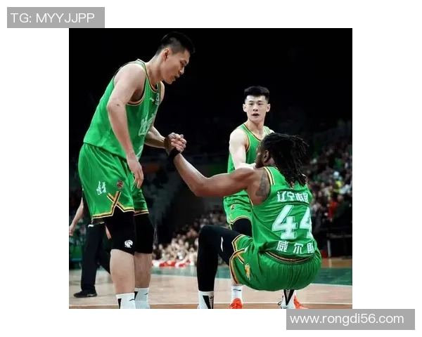 昨晚CBA精彩对决辽宁队与新疆队直播回顾与赛后分析