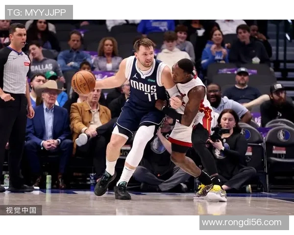 独行侠对阵热火精彩直播全程回顾与赛后分析尽在这里 独行侠对阵热火精彩直播全程回顾与赛后分析尽在这里