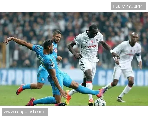 贝西克塔斯与罗马激战正酣谁能在欧联杯中笑到最后 贝西克塔斯与罗马激战正酣谁能在欧联杯中笑到最后