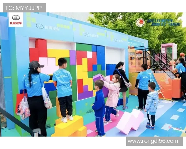 重庆滑板队的成长历程与城市马拉松的激情碰撞 重庆滑板队的成长历程与城市马拉松的激情碰撞