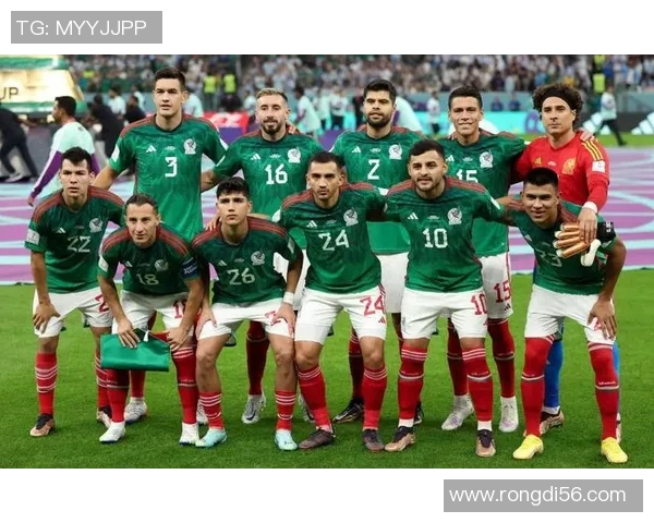 金杯赛激战墨西哥对决加拿大谁能晋级下一轮精彩对抗即将上演 金杯赛激战墨西哥对决加拿大谁能晋级下一轮精彩对抗即将上演