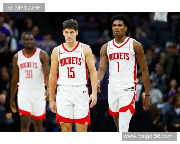 2016年马刺与步行者精彩对决回顾球队表现与关键时刻分析