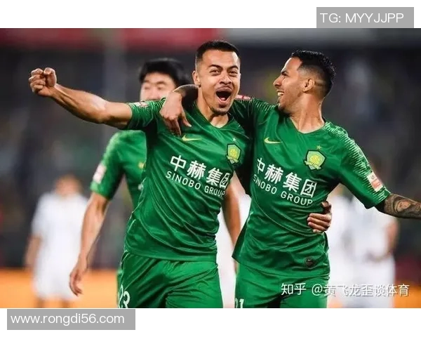 北京国安与恒大淘宝激战正酣谁能在中超赛场上笑到最后